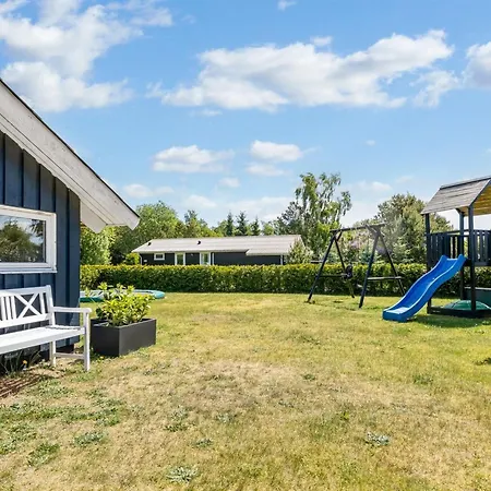 Roope - 800m From The Sea By Interhome Feriehus