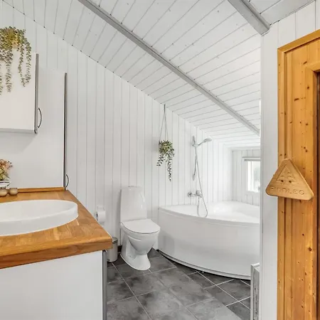 Roope - 800m From The Sea By Interhome *