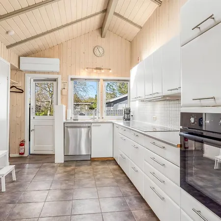 Roope - 800m From The Sea By Interhome