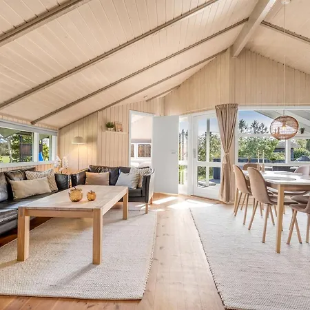 Roope - 800m From The Sea By Interhome Сasa de vacaciones
