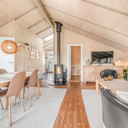 Feriehus Roope - 800m From The Sea By Interhome